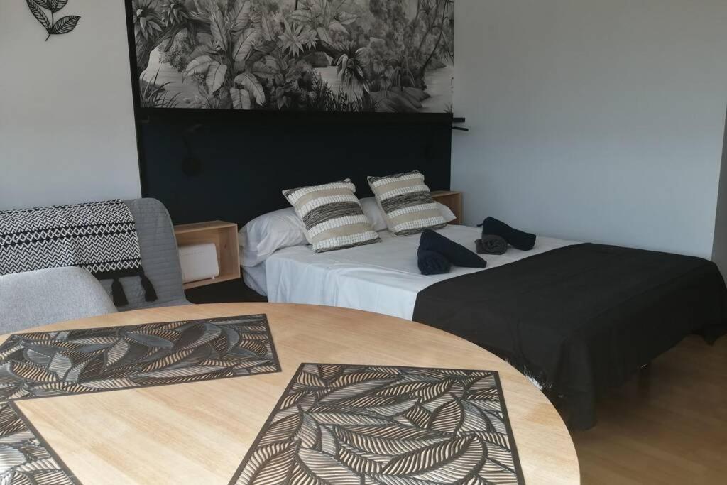 Apartment New Studio In With Views And Very Quiet *